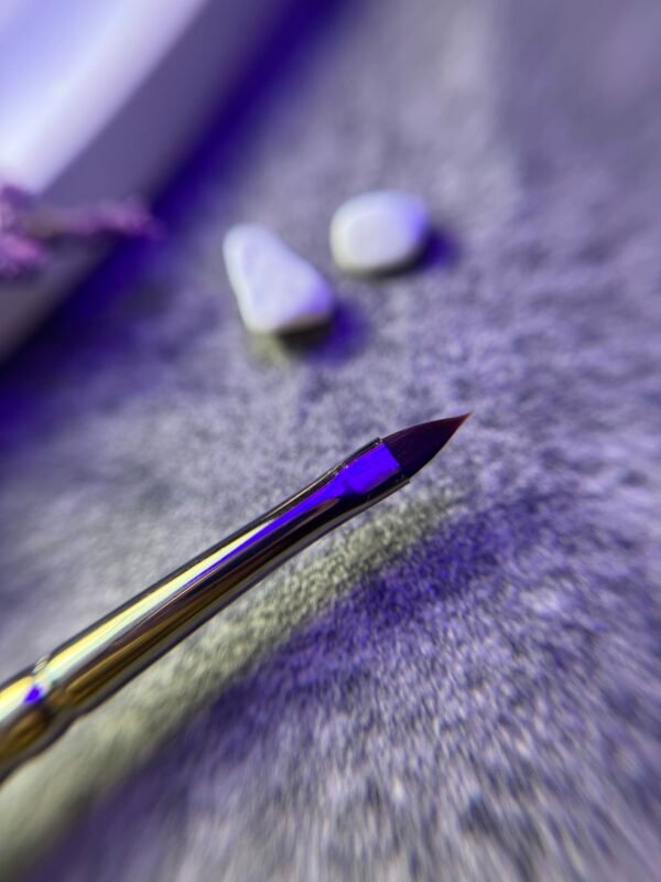 Rubloff brush No4 ‘Cat tongue’ για gel