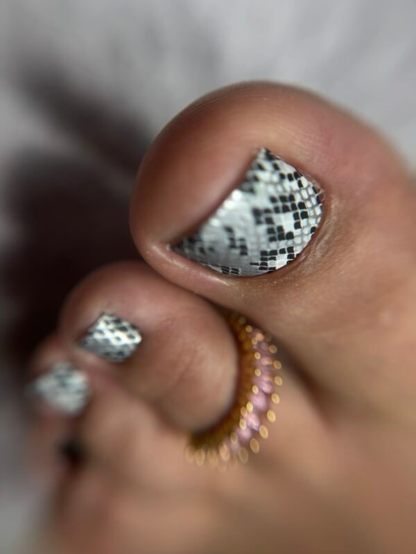 Καλλωπιστικό pedicure online